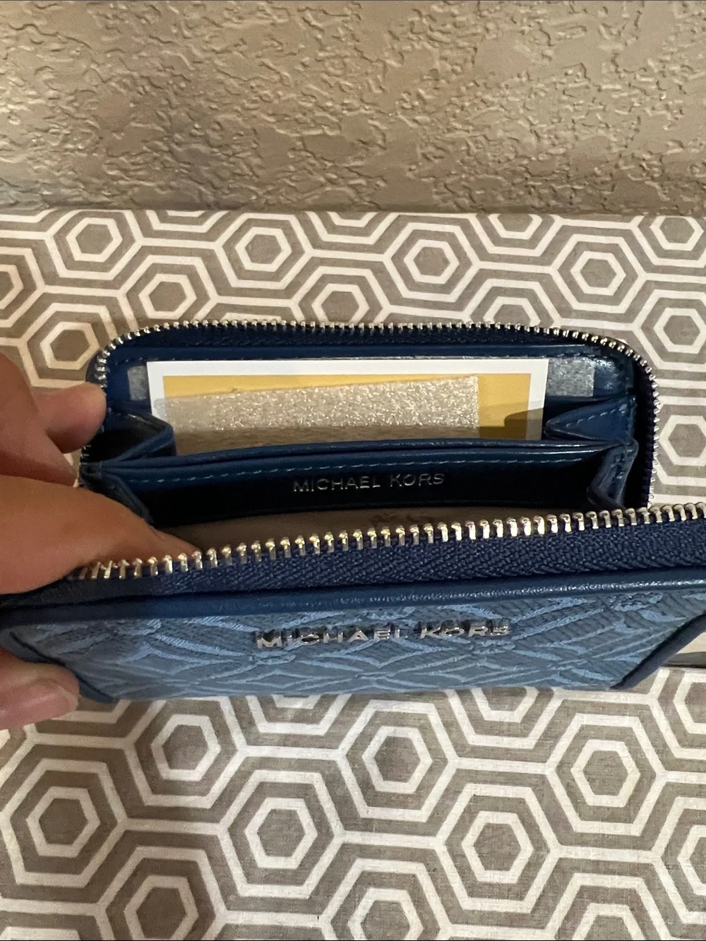 Michael Kors jet set HRI BLU MLTI sm za card case Wallet with silver Hardware